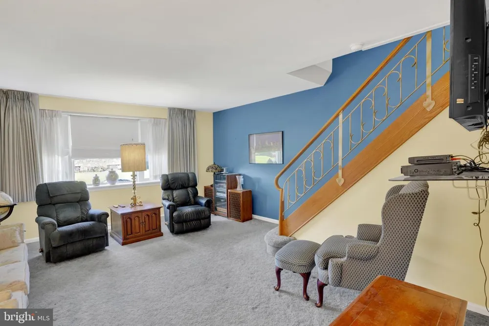 1243 STANWOOD STREET Philadelphia, PA 19111