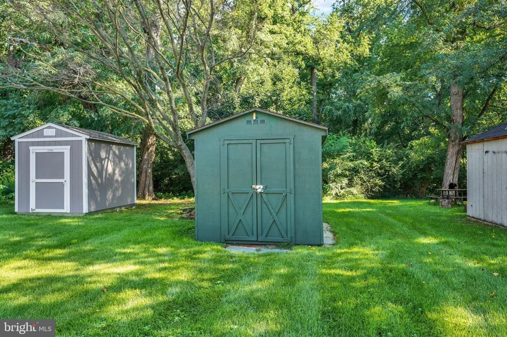 1243 STANWOOD STREET Philadelphia, PA 19111