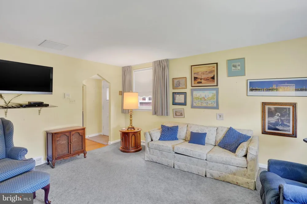 1243 STANWOOD STREET Philadelphia, PA 19111