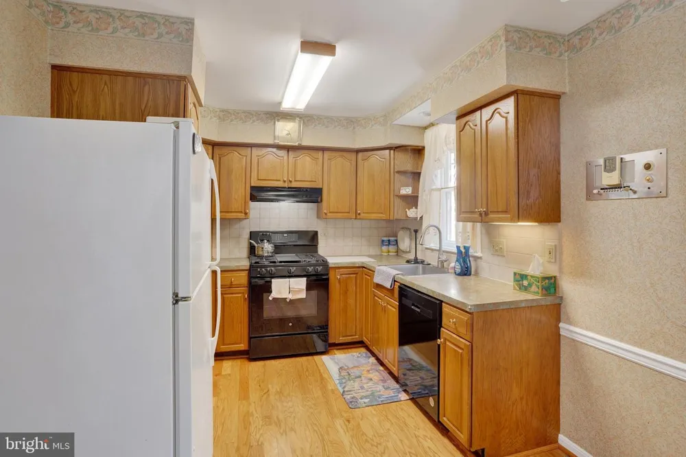 1243 STANWOOD STREET Philadelphia, PA 19111