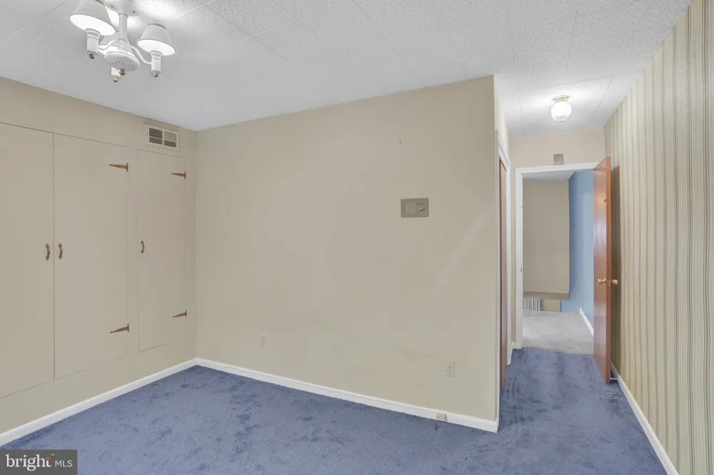 1243 STANWOOD STREET Philadelphia, PA 19111