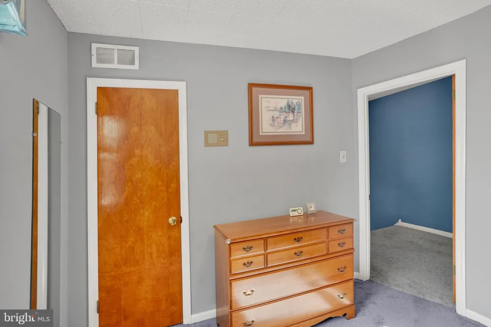 1243 STANWOOD STREET Philadelphia, PA 19111