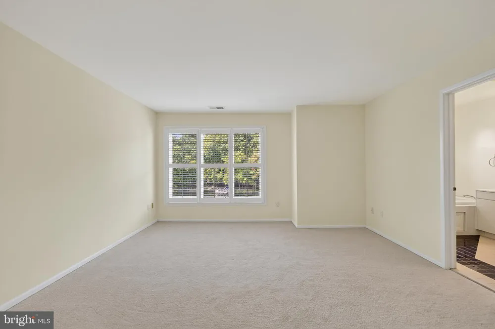 1987 LAKEPORT WAY Reston, VA 20191