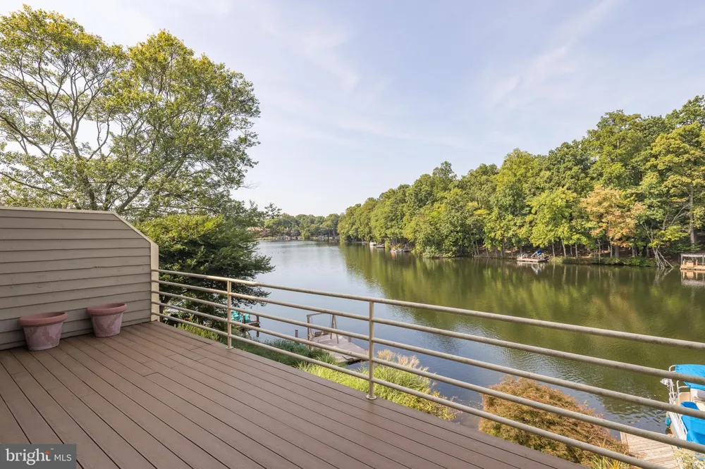 1987 LAKEPORT WAY Reston, VA 20191