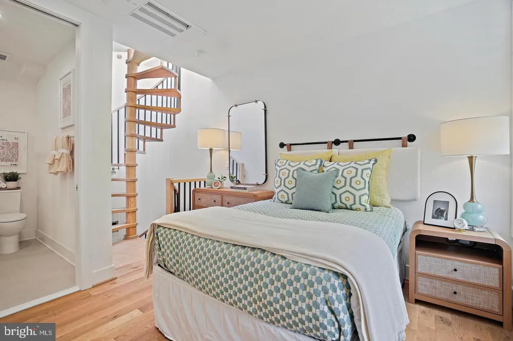 1235 W STREET NW #B Washington, DC 20009