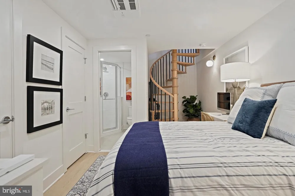 1235 W STREET NW #B Washington, DC 20009