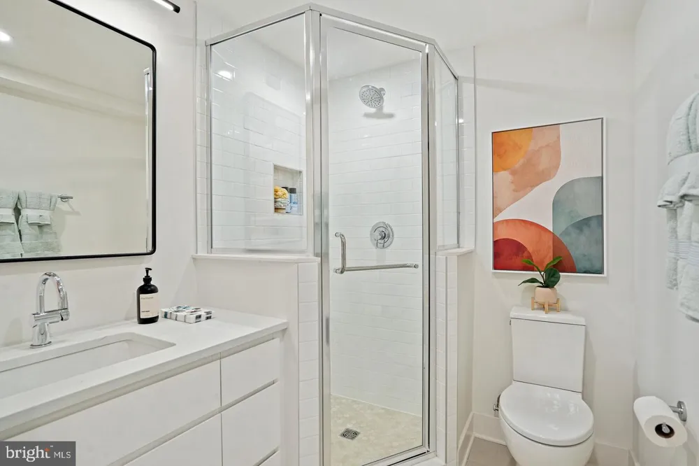 1235 W STREET NW #B Washington, DC 20009