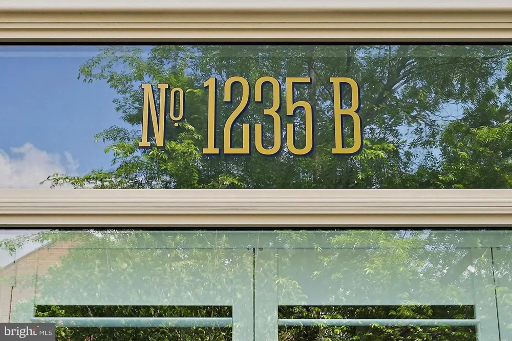 1235 W STREET NW #B Washington, DC 20009