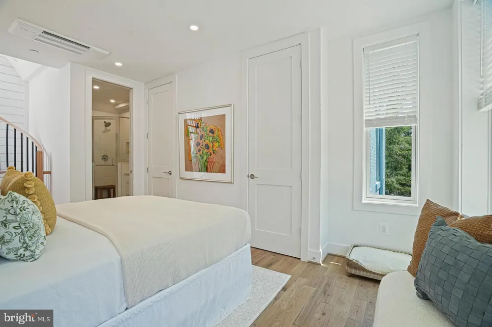 1235 W STREET NW #C Washington, DC 20009
