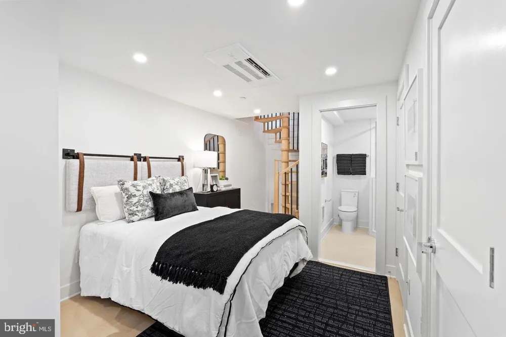 1235 W STREET NW #C Washington, DC 20009