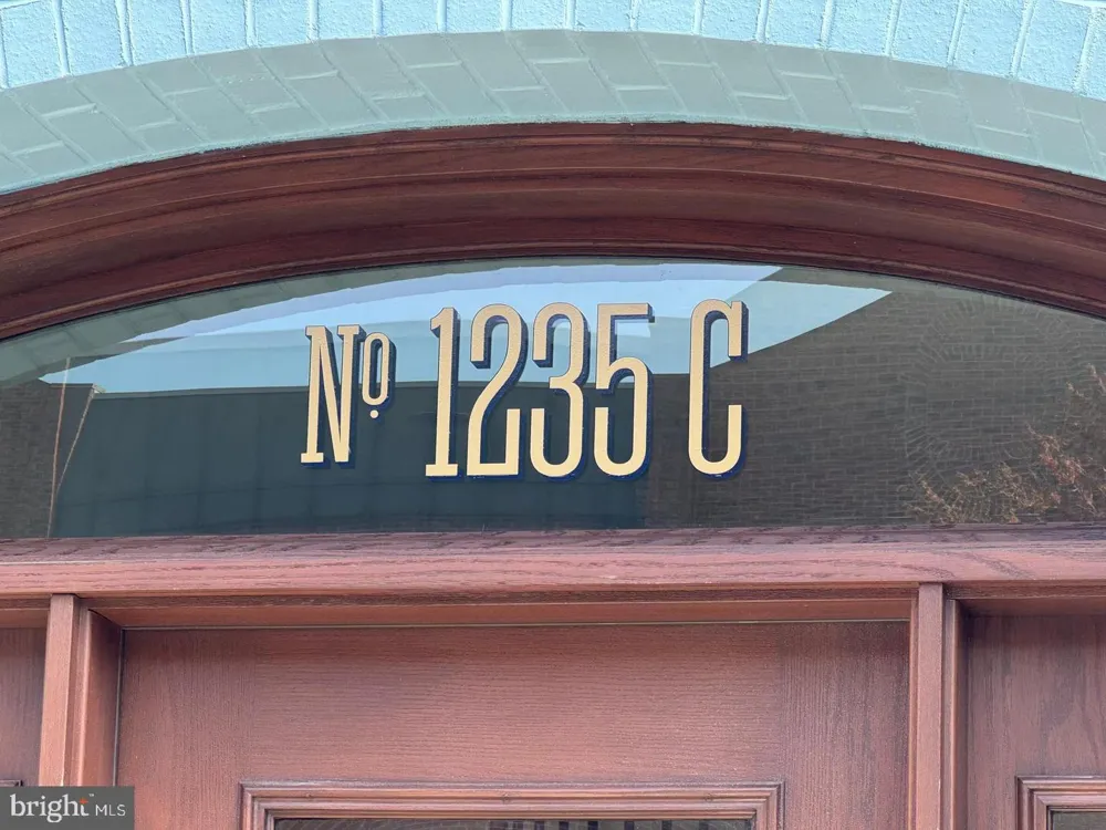1235 W STREET NW #C Washington, DC 20009