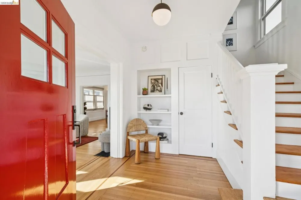 342 Elwood Ave Oakland, CA 94610