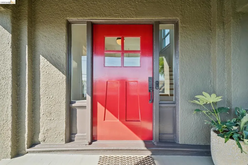 342 Elwood Ave Oakland, CA 94610