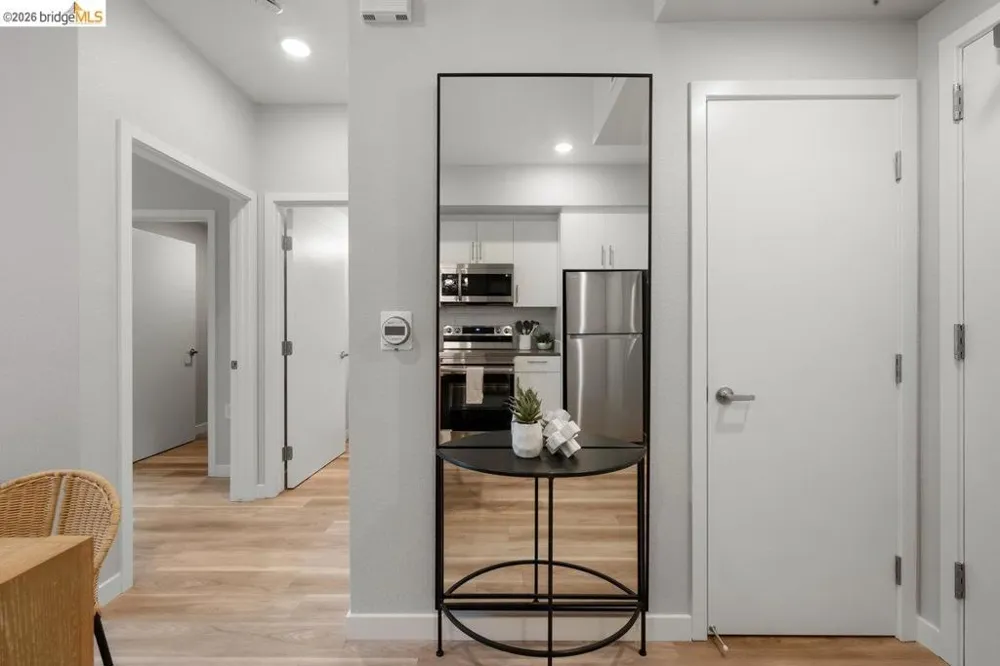 260 Brooklyn Basin Way #403 Oakland, CA 94606