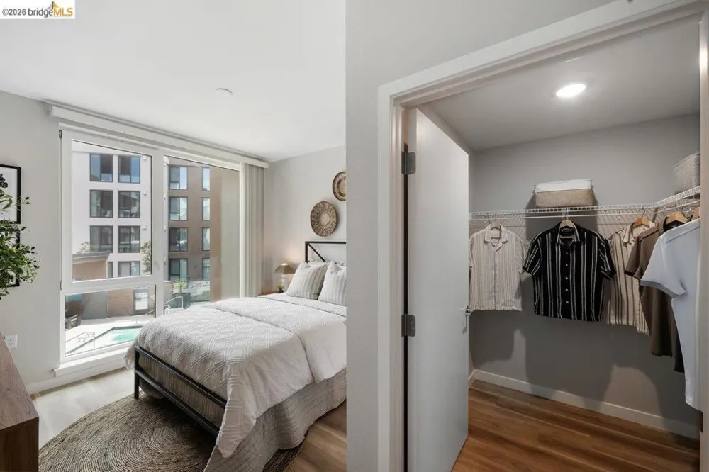 260 Brooklyn Basin Way #403 Oakland, CA 94606