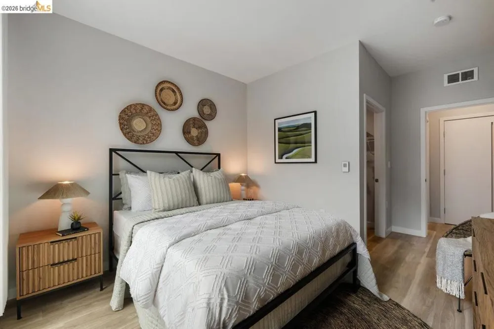 260 Brooklyn Basin Way #403 Oakland, CA 94606