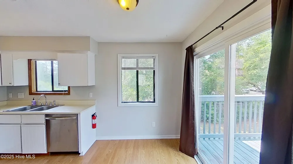 1253 Wellington Avenue #J Wilmington, NC 28401