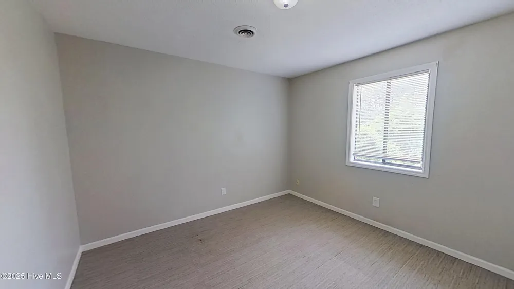 1253 Wellington Avenue #J Wilmington, NC 28401