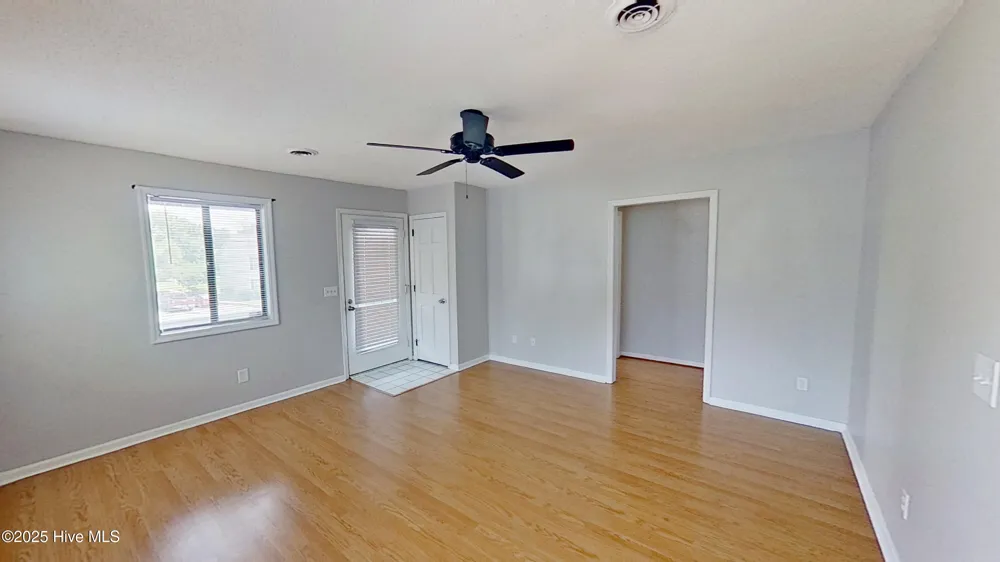 1253 Wellington Avenue #J Wilmington, NC 28401