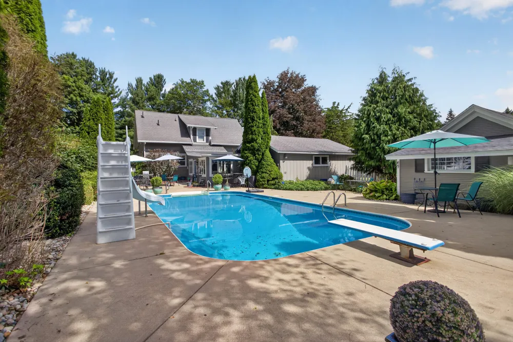 4723 Mccain Road Jackson, MI 49201