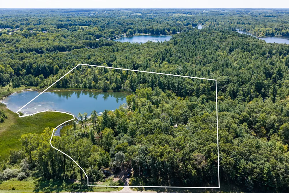 13520 14 Mile Road NE Greenville, MI 48838