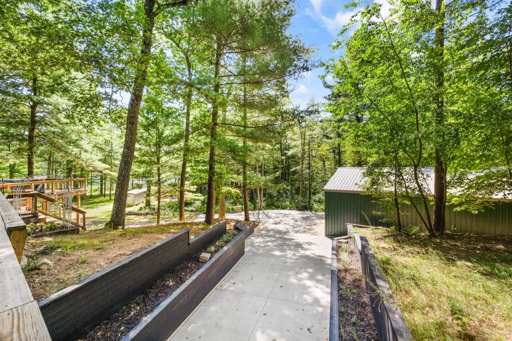 13520 14 Mile Road NE Greenville, MI 48838
