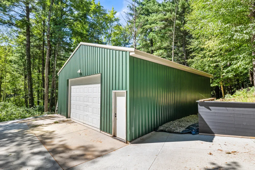 13520 14 Mile Road NE Greenville, MI 48838