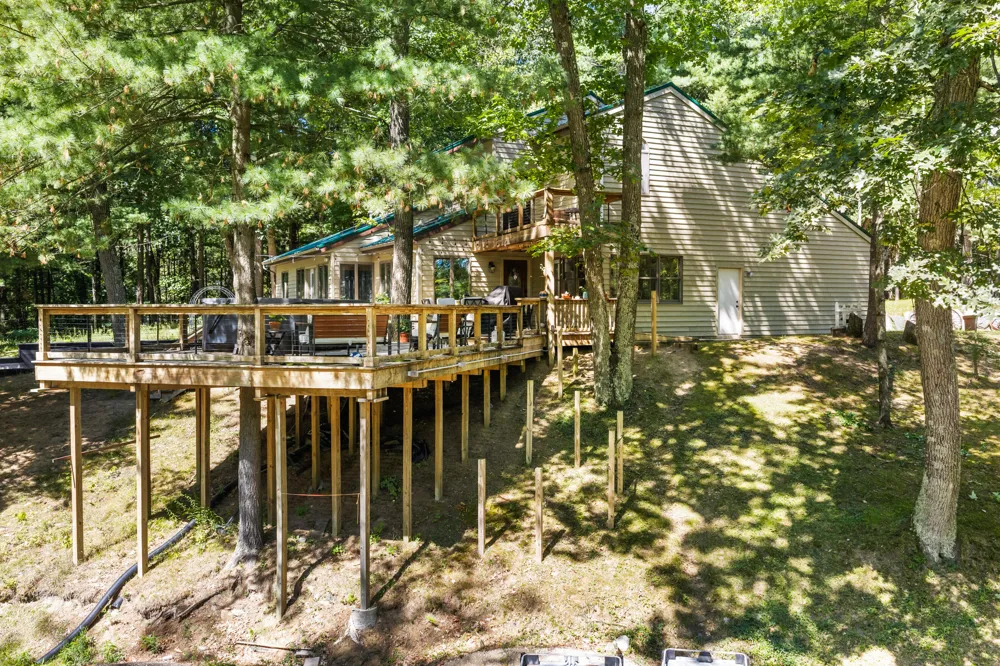 13520 14 Mile Road NE Greenville, MI 48838