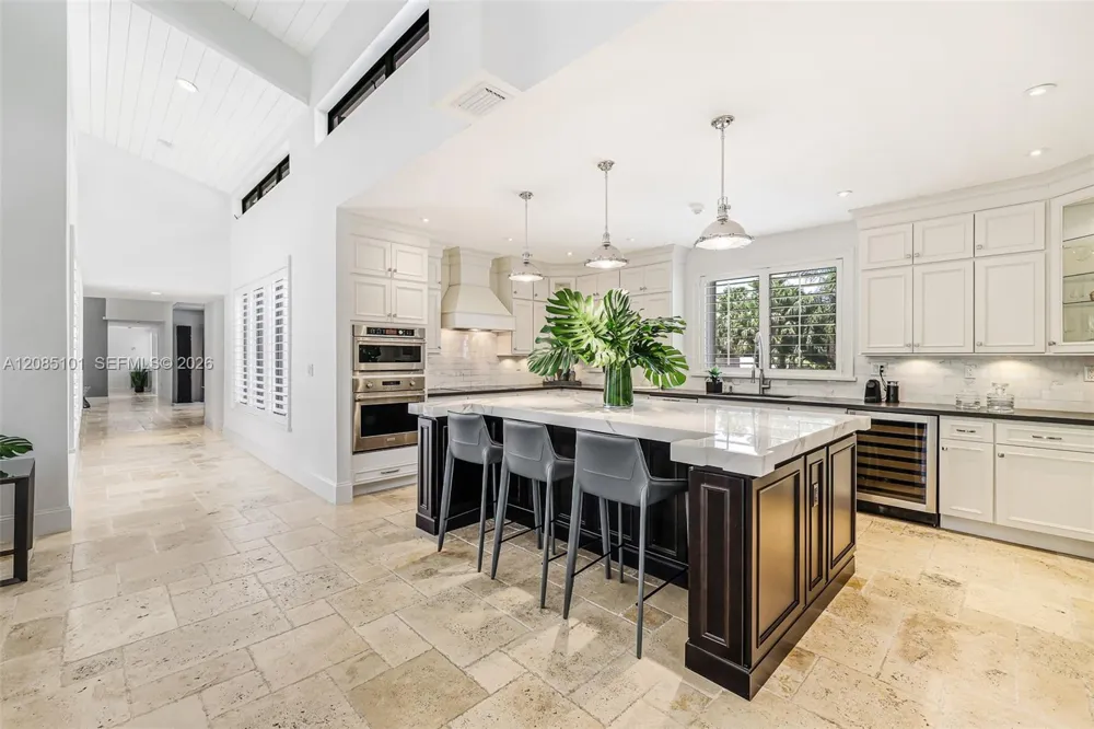 7730 SW 68 Terrace Miami, FL 33143