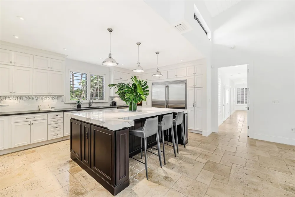 7730 SW 68 Terrace Miami, FL 33143