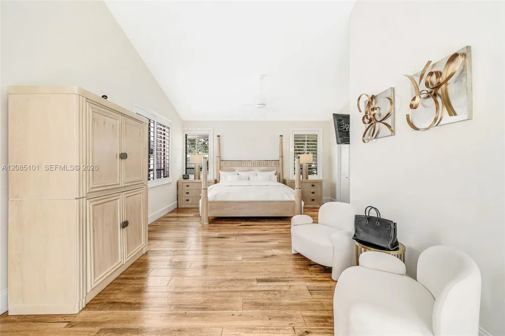 7730 SW 68 Terrace Miami, FL 33143