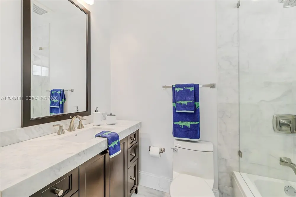 7730 SW 68 Terrace Miami, FL 33143