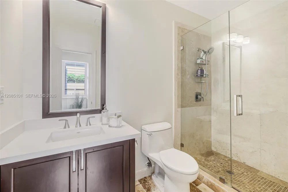 7730 SW 68 Terrace Miami, FL 33143