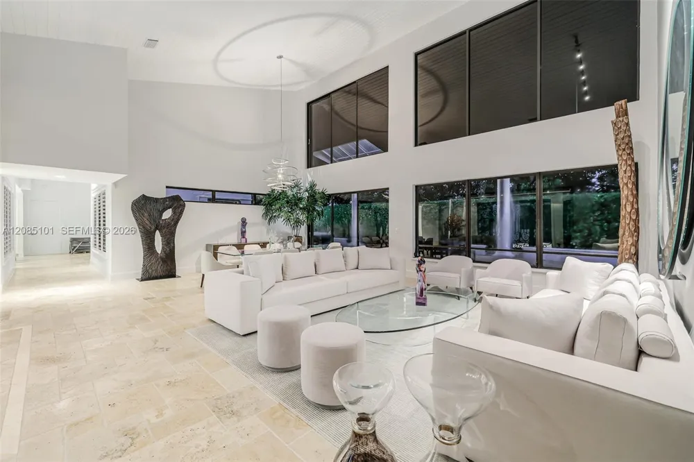 7730 SW 68 Terrace Miami, FL 33143