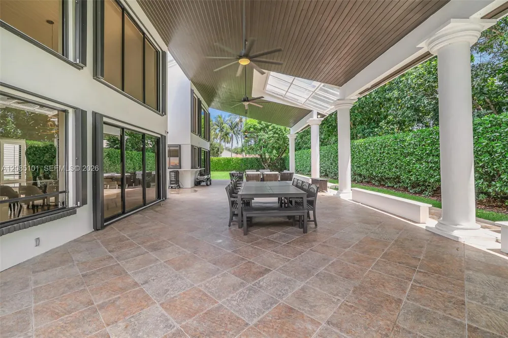 7730 SW 68 Terrace Miami, FL 33143
