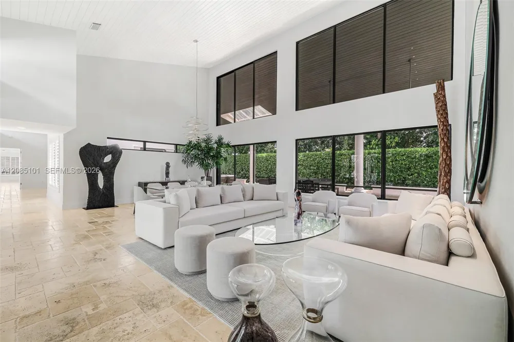7730 SW 68 Terrace Miami, FL 33143