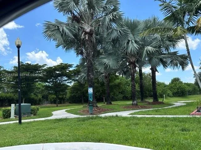 3210 SE 6th St Homestead, FL 33033