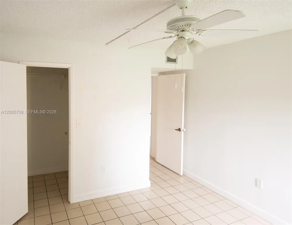 506 NW 87th Ave #212 Miami, FL 33172