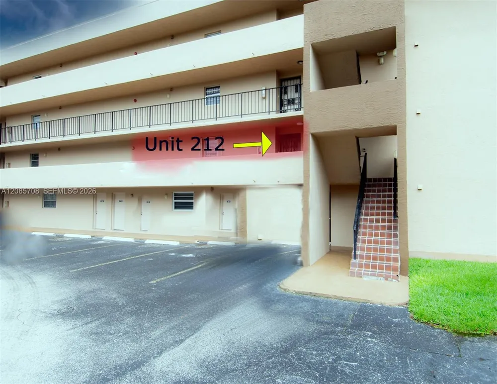 506 NW 87th Ave #212 Miami, FL 33172