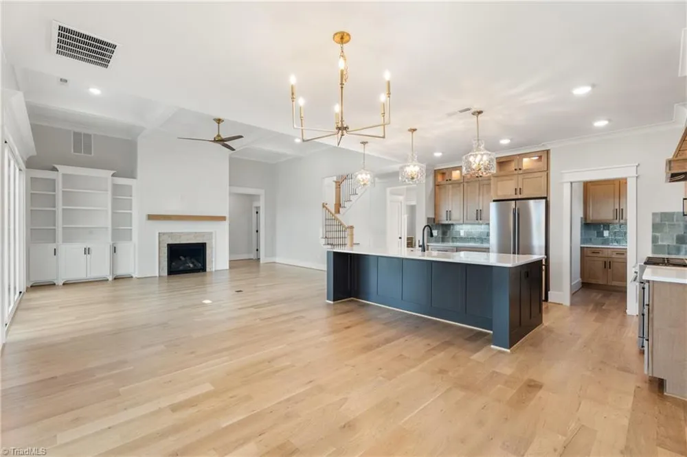 727 Royal Jasmine Court Winston-Salem, NC 27106