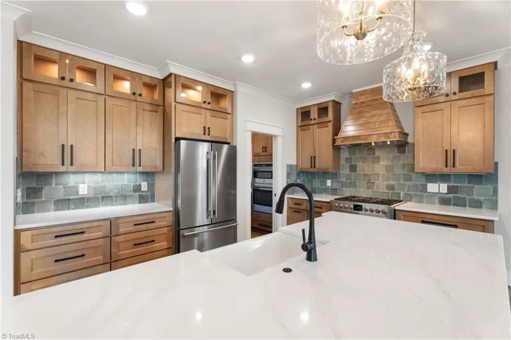 727 Royal Jasmine Court Winston-Salem, NC 27106