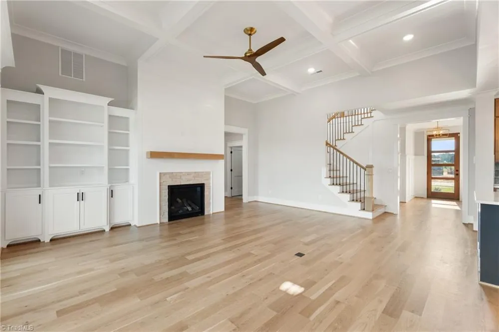 727 Royal Jasmine Court Winston-Salem, NC 27106
