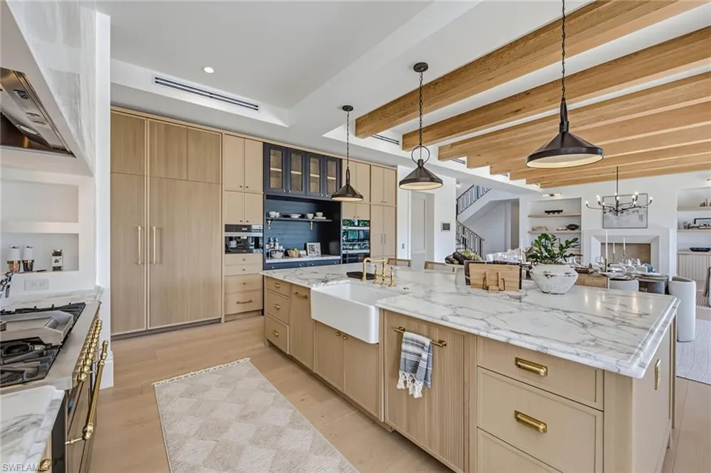 839 Chestnut Court Marco Island, FL 34145