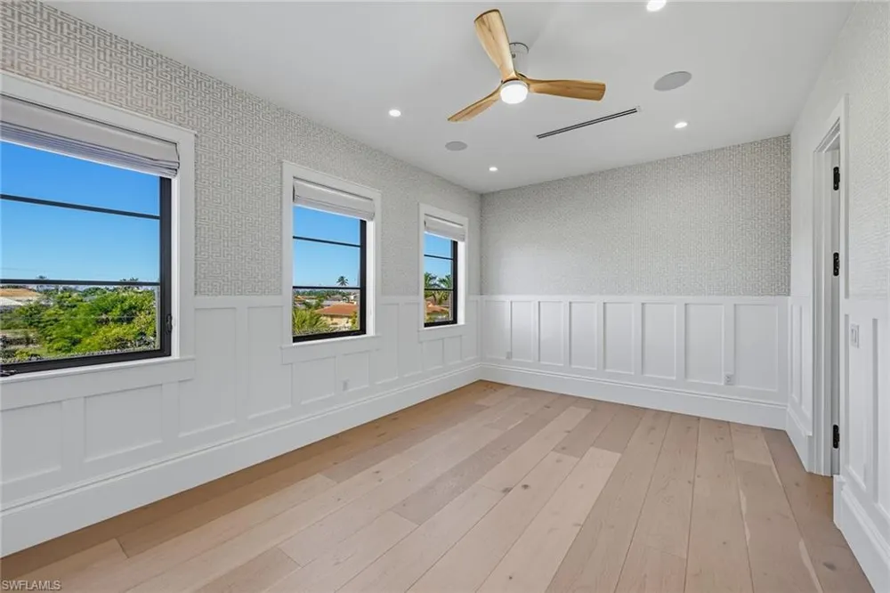 839 Chestnut Court Marco Island, FL 34145