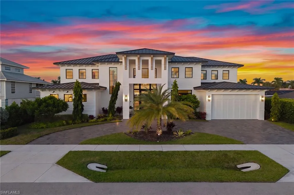 839 Chestnut Court Marco Island, FL 34145