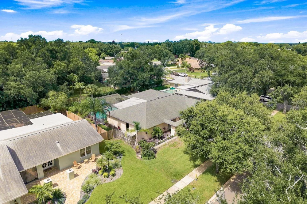 2761 WESTCHESTER DRIVE Clearwater, FL 33761