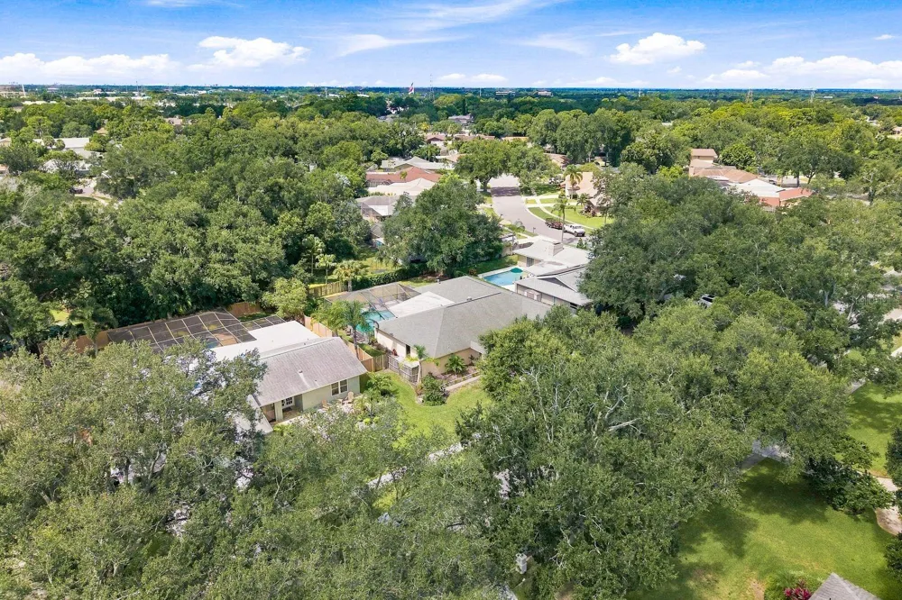 2761 WESTCHESTER DRIVE Clearwater, FL 33761