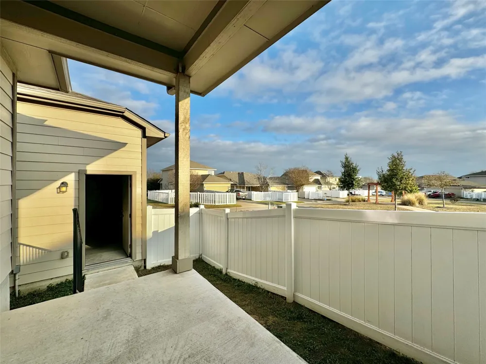 417 Katmai Circle Pflugerville, TX 78660