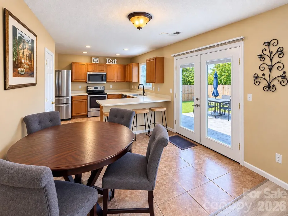 4912 Alenja Lane Raleigh, NC 27616