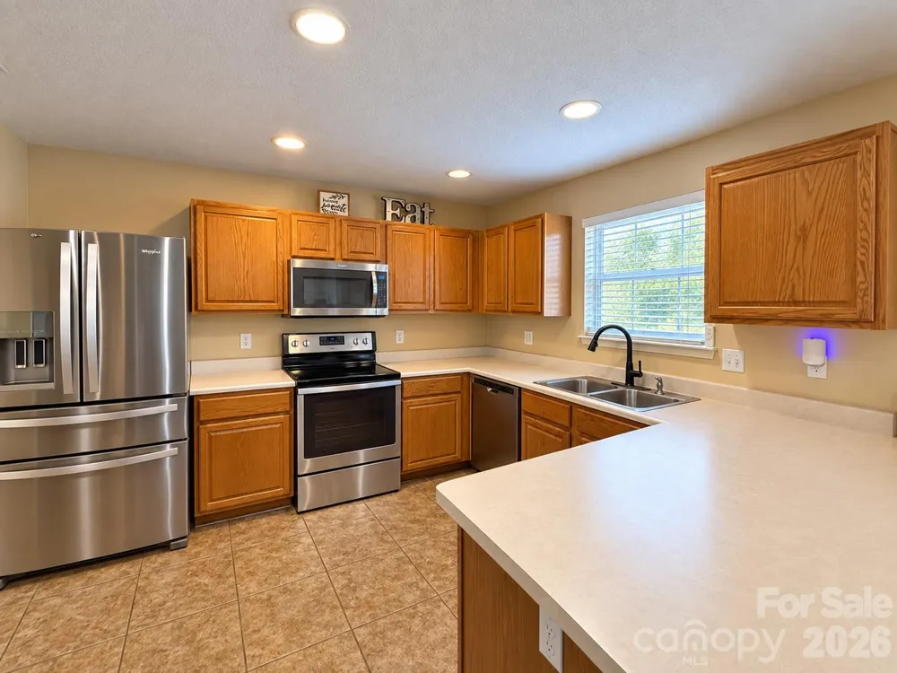 4912 Alenja Lane Raleigh, NC 27616